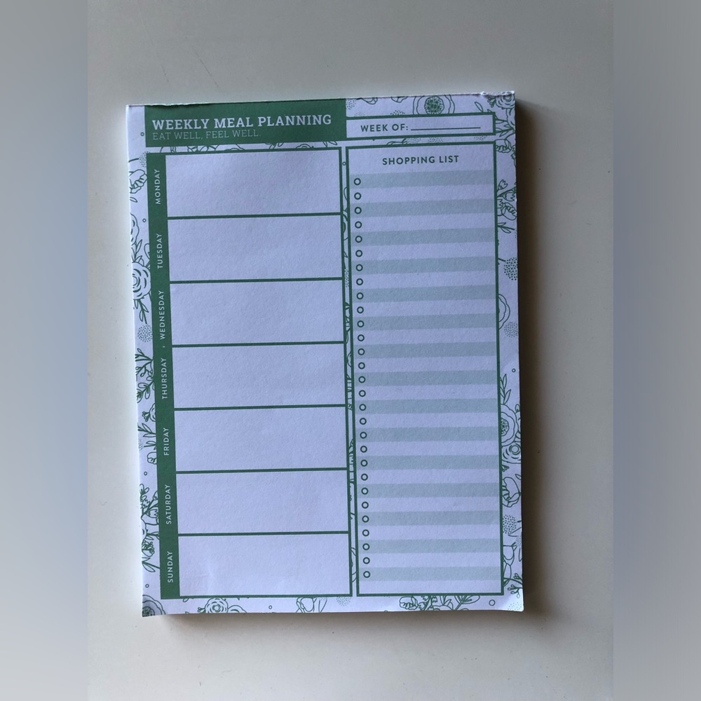 New Weekly Meal Planning green Notepad 48+ pages